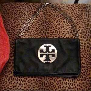 NWOT Reva Clutch/shoulder bag black Leather
